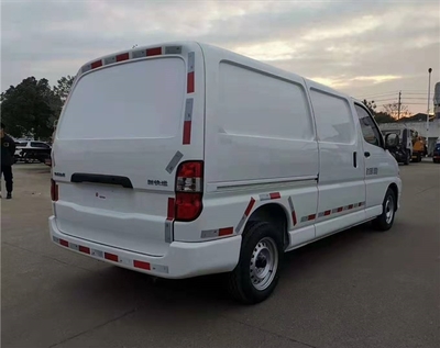 乐山市牛奶保鲜冷藏车现车充足，专业厢体制造保障品质运输